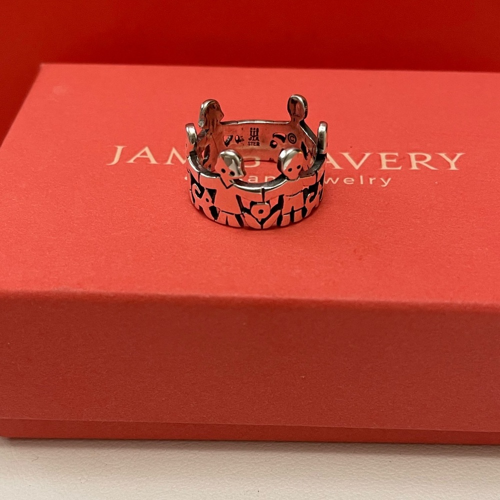 Retired James Avery Paper Dolls with cat and dog ring